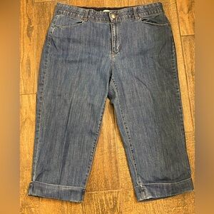 Cropped Blue Denim Jeans by Jaclyn Smith Collection Size 16